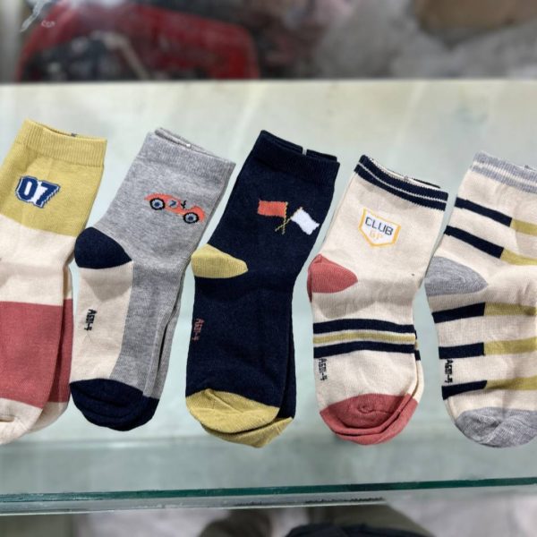 جوراب بچگانه 10 تا 12 سال